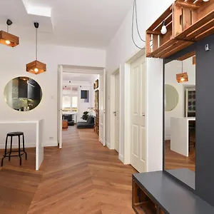  Appartamento Daylight Apartment, The Location Ungheria