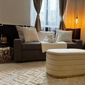  Appartamento Regina In Verona - Sky Tv, Wifi E Breakfast Box Italia