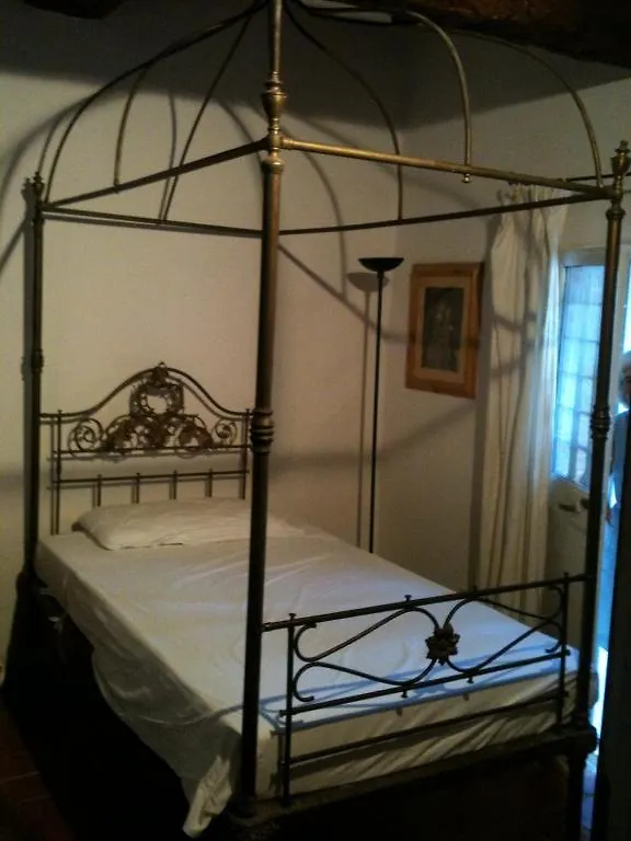 Castello Di Grotti Guest House Corsano